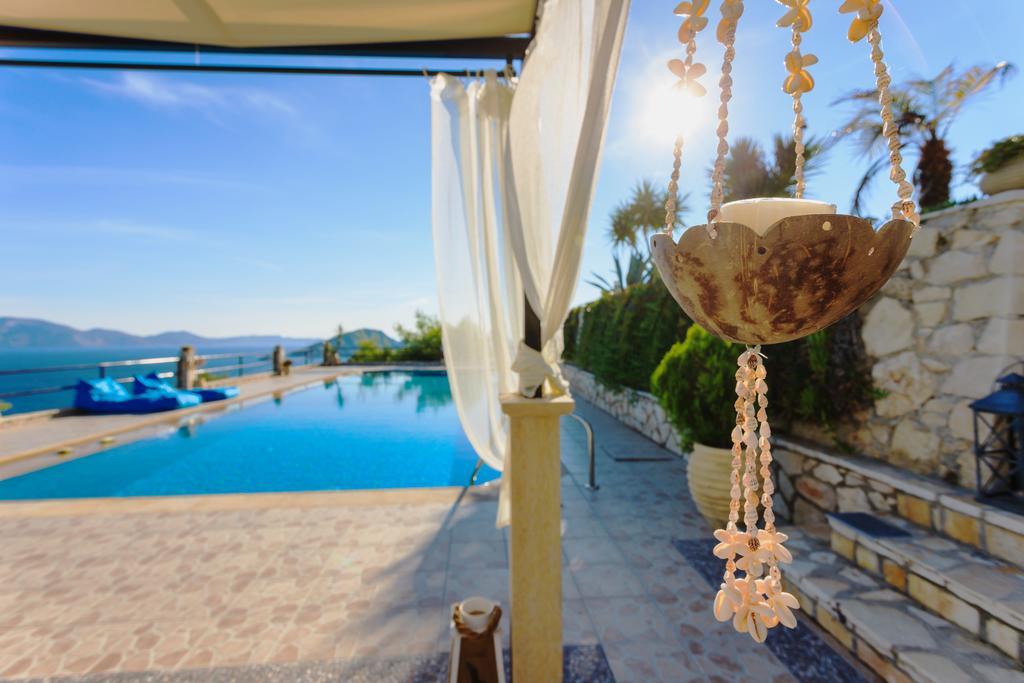 Villa Akros And Suites Keri 외부 사진