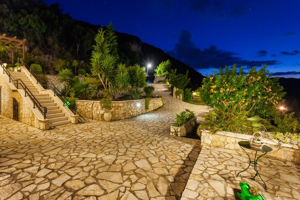 Villa Akros And Suites Keri 외부 사진
